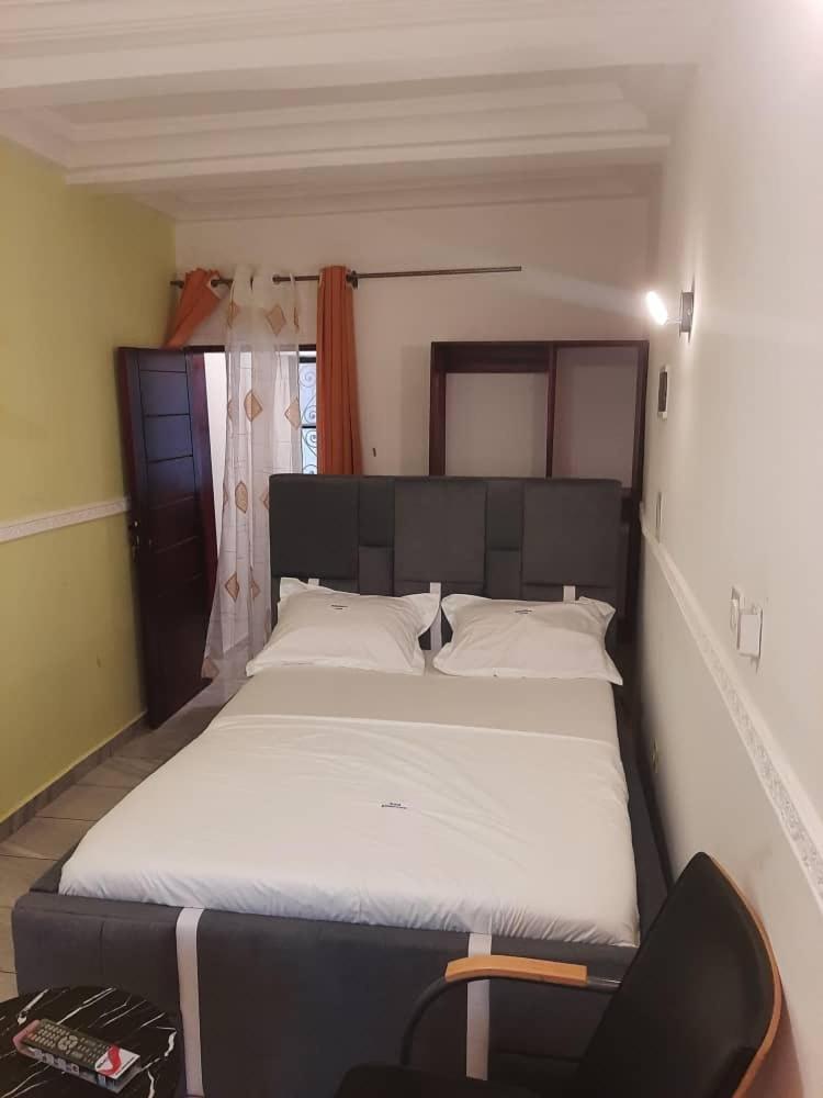 Residence P P M Odza Yaoundé Extérieur photo