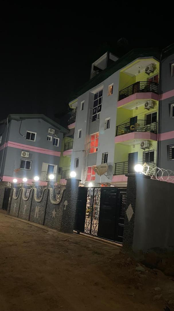 Residence P P M Odza Yaoundé Extérieur photo